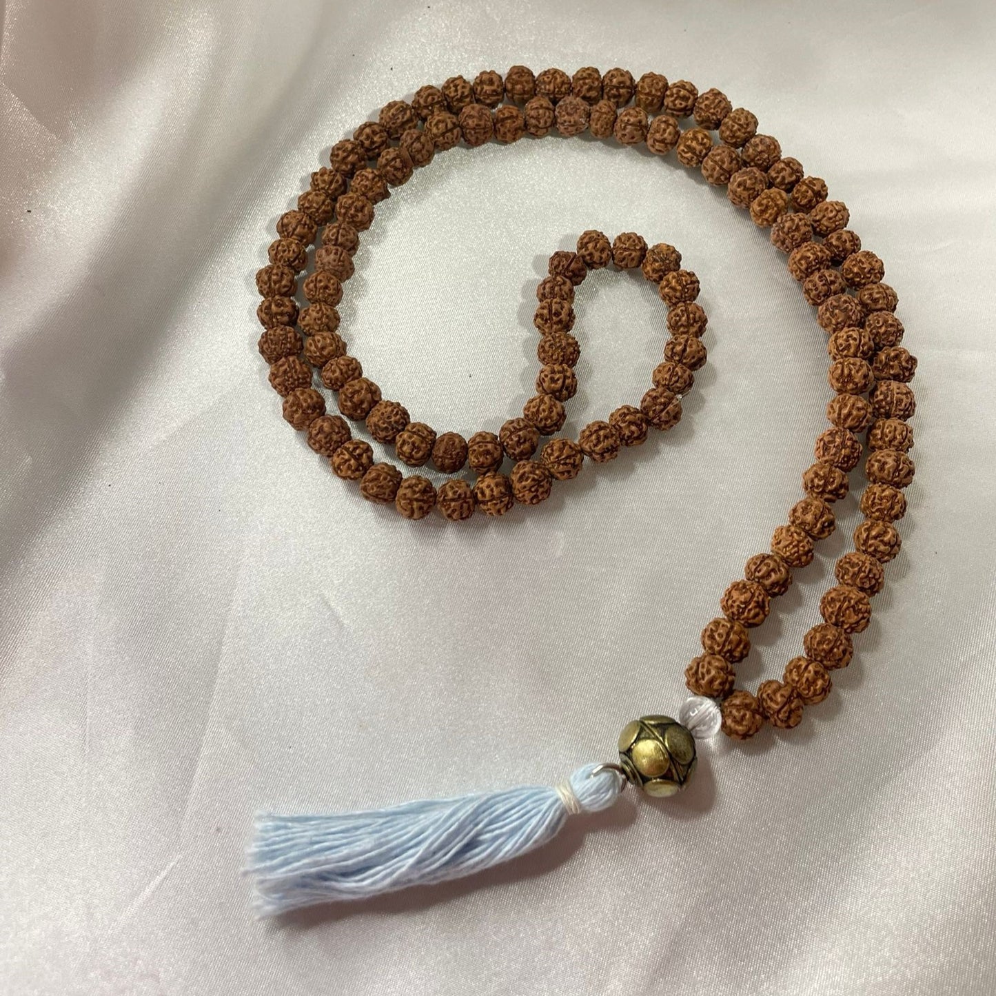 Japamala de Rudraksha (108 contas Azul) - Meru dourado